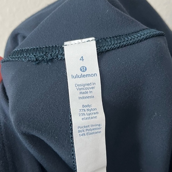 Lululemon Women's Size 4 Run Rulu Run Track Pant Navy Blue W5ARPS Zip Pockets - Picture 9 of 10